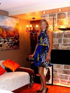 M60 Miss Sixty Blue Floral Statement Dress 💙💛